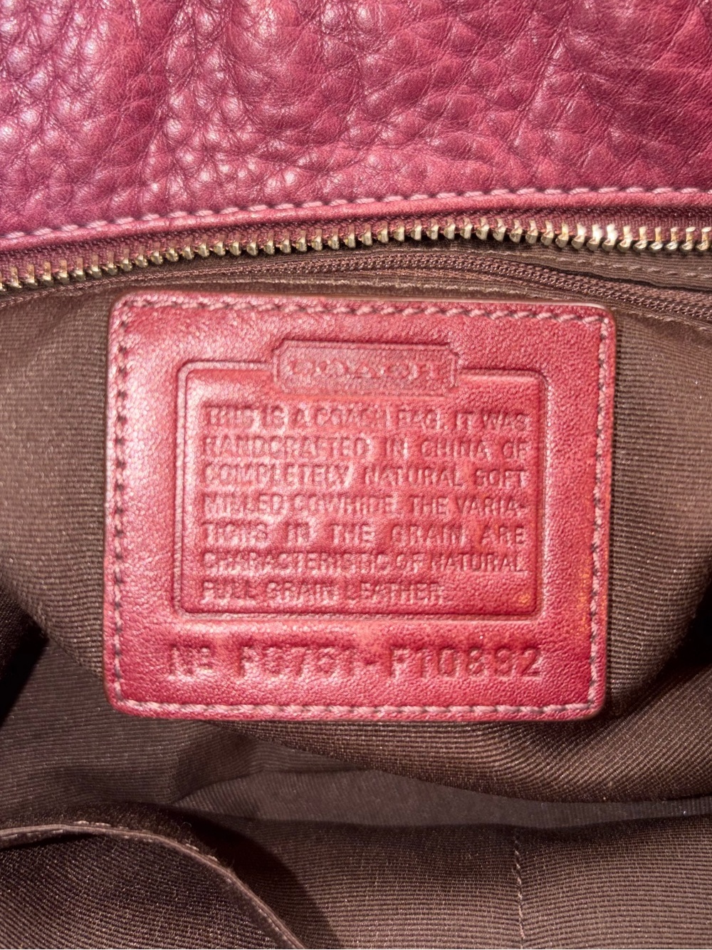 Vintage Authentic Coach Pebbled Leather Shoulder Chelsea Bag - Burgundy - Picture 2 of 7